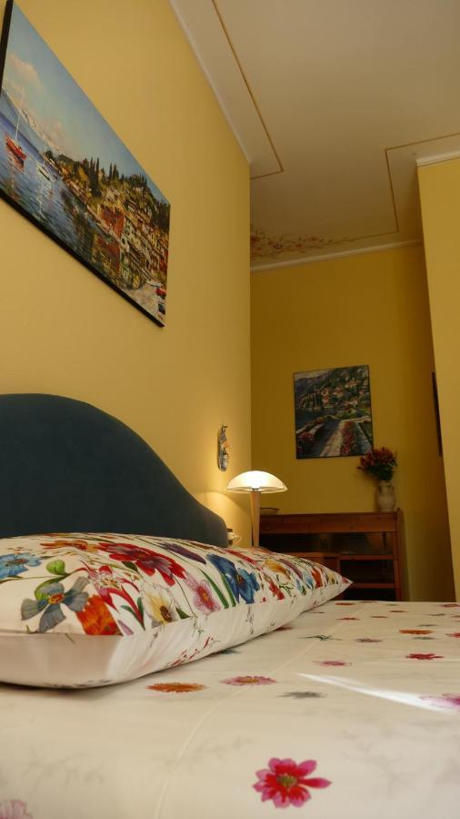 Villa Reginella Varenna Bagian luar foto